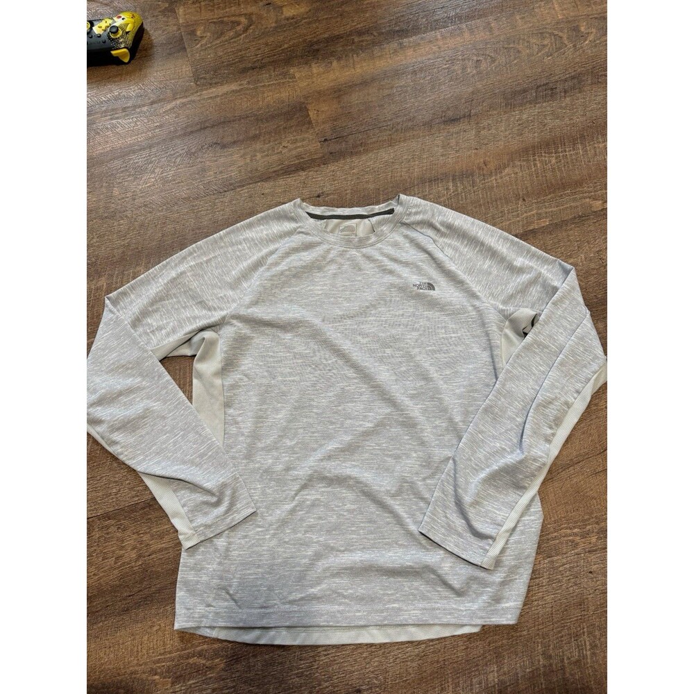 The North Face Womens Heathered Gray Long Sleeve Lightweight Tee M